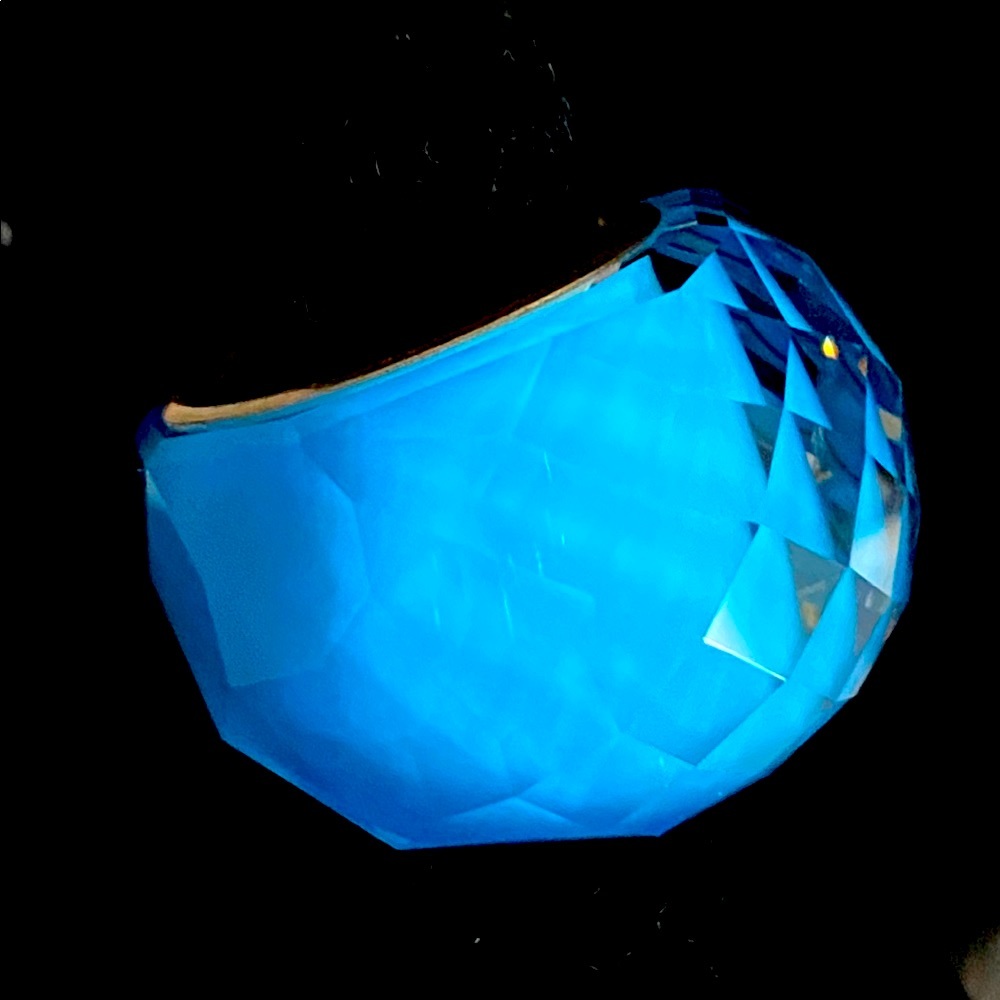 Sworovski Crystal Ring - Picture 2 of 5